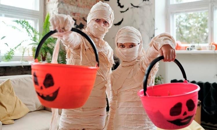 Secretaría de Salud pide quedarse en casa y no hacer reuniones de Halloween