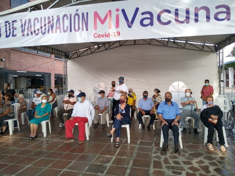 Jornada intensiva permitió inmunizar a más de 1.600 personas
