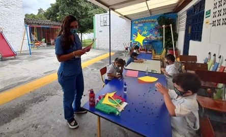 Invitan a inscripción de docentes al Plan de Vacunación anticovid