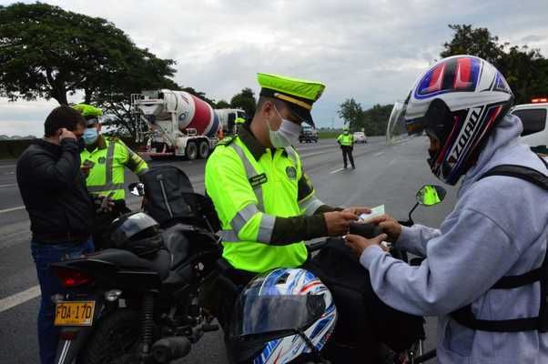 El Valle despliega más de 2.500 policías en operativos de control