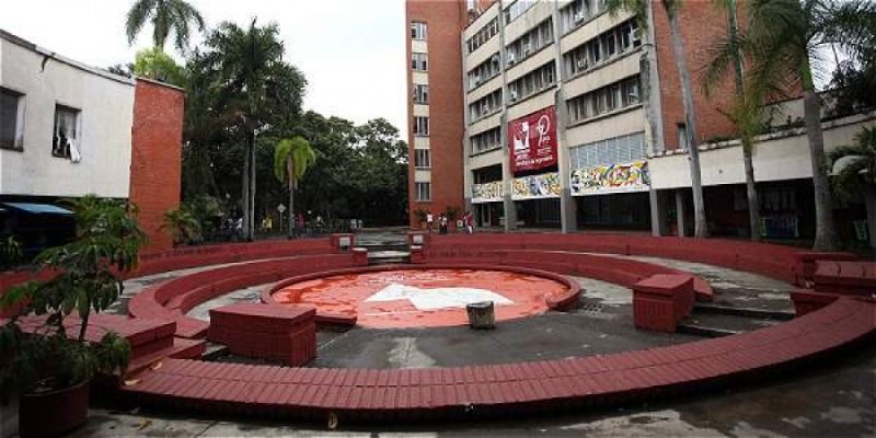 Más de 27 mil estudiantes de Univalle se beneficiarán con matrícula gratuita