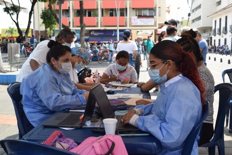 Falta que 12,8% de las personas se vacunen con segunda dosis para eliminar uso de tapabocas