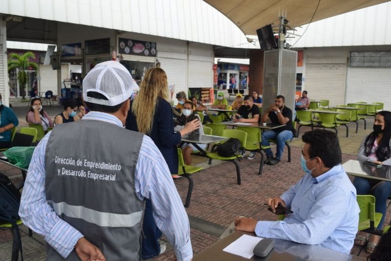 Dirección de Emprendimiento socializó programas y servicios con comerciantes
