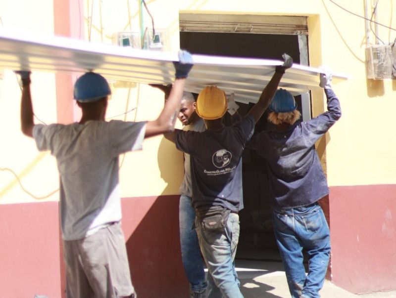 Comenzó reposición de cubierta de la Galería Central