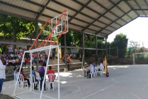 Colegios Jorge Eliécer Gaitán y de Tablones estrenan canchas cubiertas