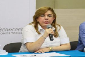 Gobernadora del Valle propone ampliar pago de créditos sin intereses de mora