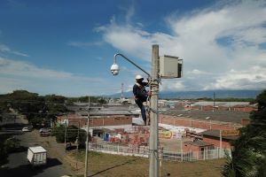 Reemplazan cámaras de seguridad en zonas estratégicas de Palmira
