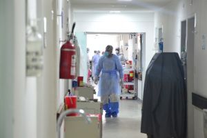 Barranquilla y Ciénaga recibirán pacientes graves por Covid desde el Valle